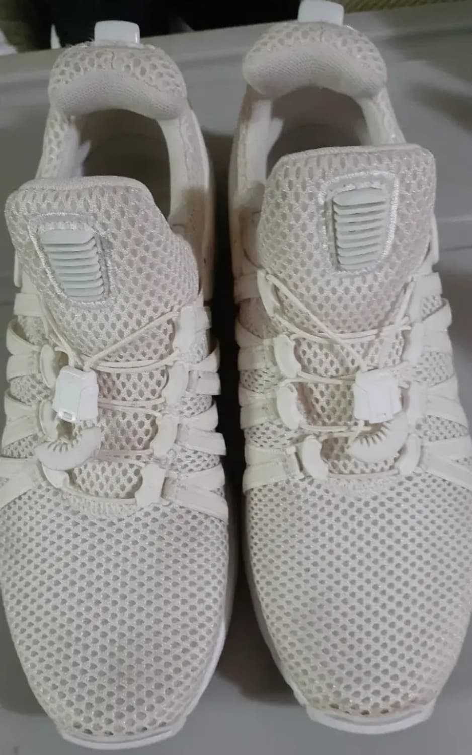 나이키 샥스 그래비티 올 화이트 240 상품이미지2