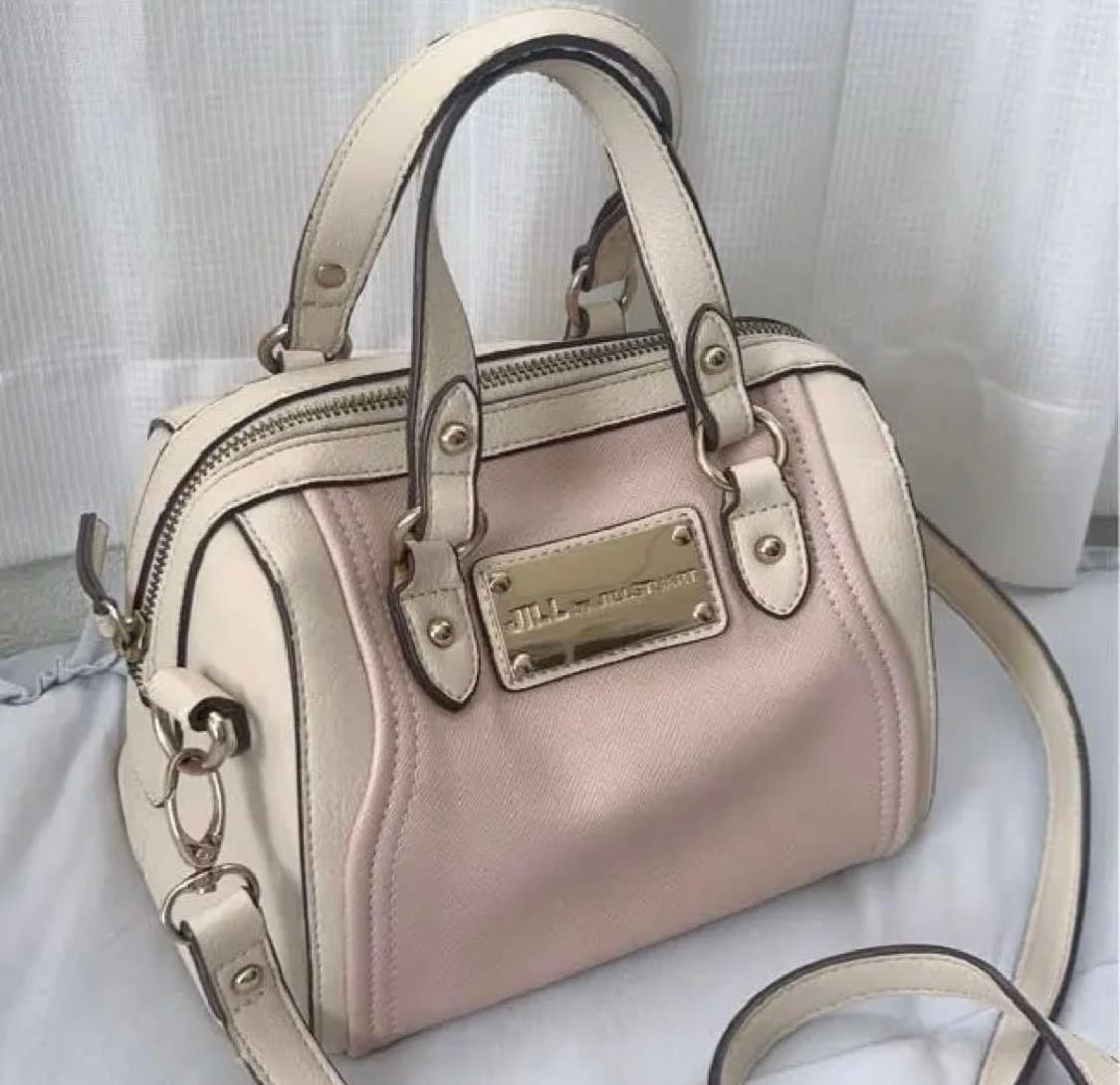 질스튜어트 실연쇼콜라티에 이사하라사토미 착용 숄더백 상품이미지1