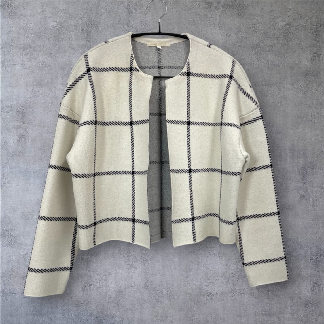 마쥬 Maje 아이보리 윈도우 체크 크롭 니트 자켓 오픈 가디건 1 상품이미지1