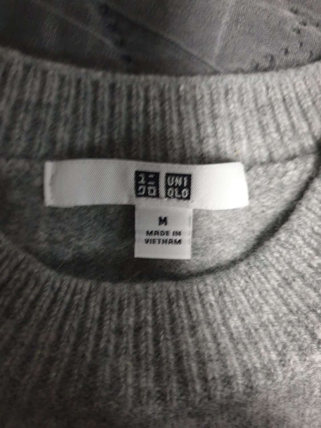 유니클로 프리미엄 램스울100% 크롭 니트 스웨터 그레이 (M) 상품이미지3