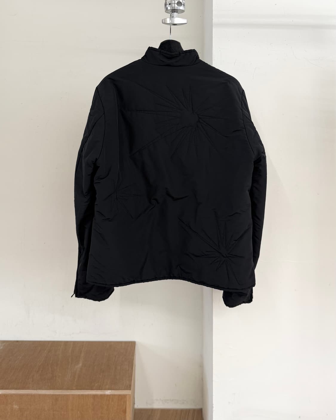 질 샌더 블랙 선버스트 퀼팅 패디드 자켓 상품이미지6