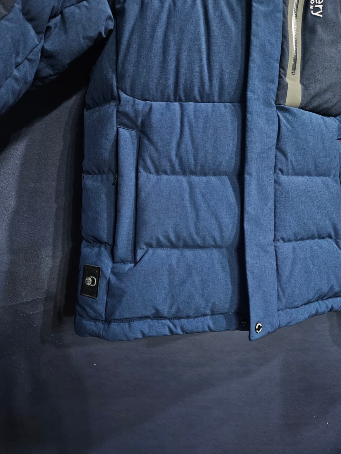 디스커버리 다크블루 남성 95 구스다운 패딩  상품이미지6