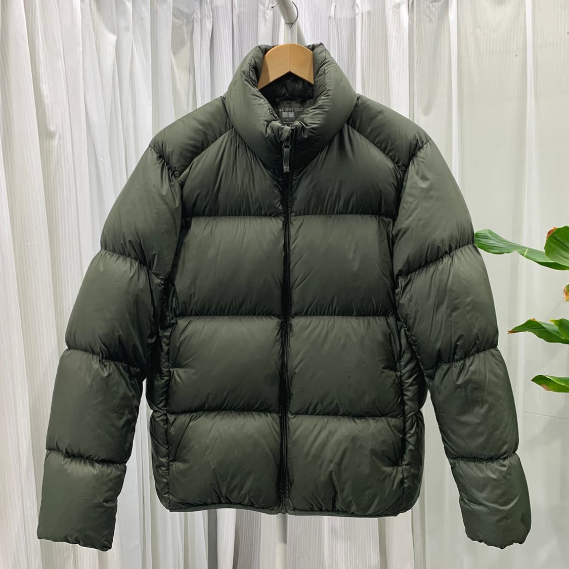 유니클로 울트라 라이트다운 볼륨 패딩 1775 상품이미지1