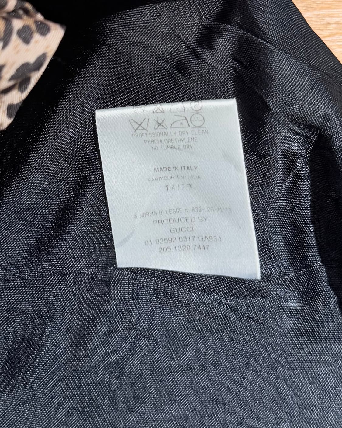 구찌 블랙 레이온 비스코스 미디스커트 상품이미지9