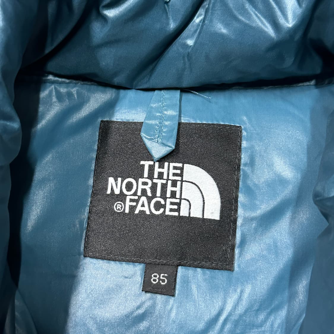 노스페이스 700 퍼텍스 퀸텀 유광 숏패딩  상품이미지5