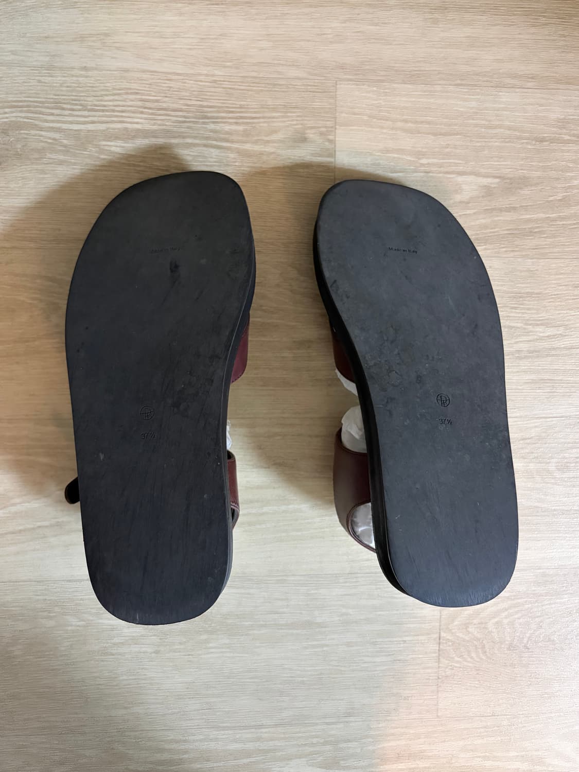 더로우 게리샌들 37.5사이즈 상품이미지2