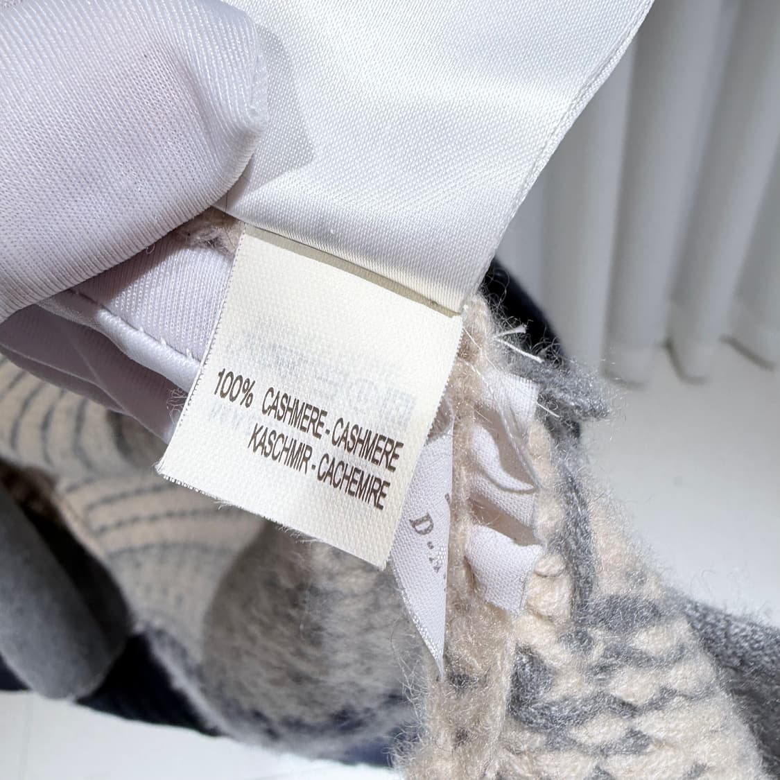 48 / 브루넬로 쿠치넬리 노르딕 캐시미어 집업 상품이미지8