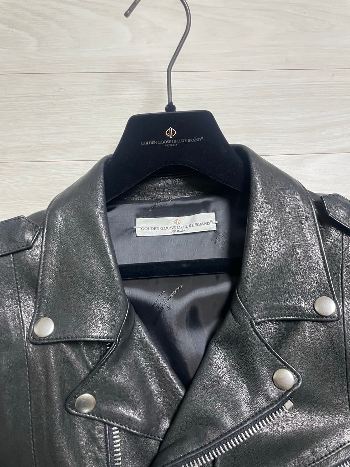 골든구스 가죽자켓 상품이미지2