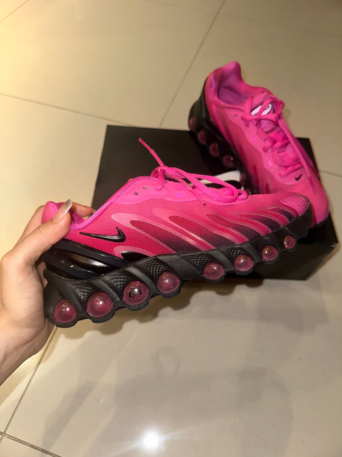 Nike Dn8 pink - 나이키 핑크 운동화 상품이미지3