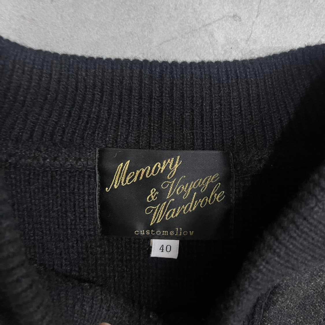 커스텀 멜로우 모 라운드 스웨터 상품이미지4