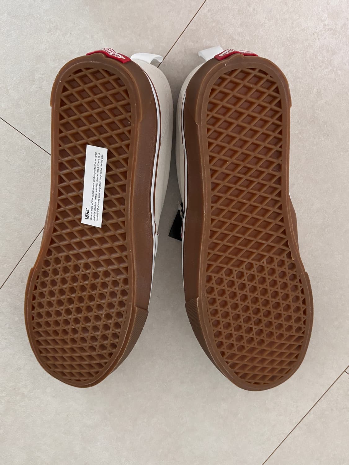 반스 Knu Slip ”뉴“슬립온 – 일반 슬립온과 다른 상품이미지4