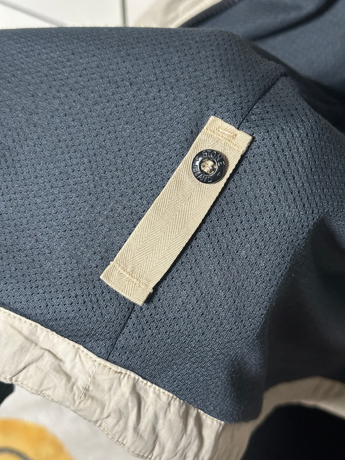 (정품)스톤아일랜드 코튼 나일온 오버 셔츠 L 상품이미지8