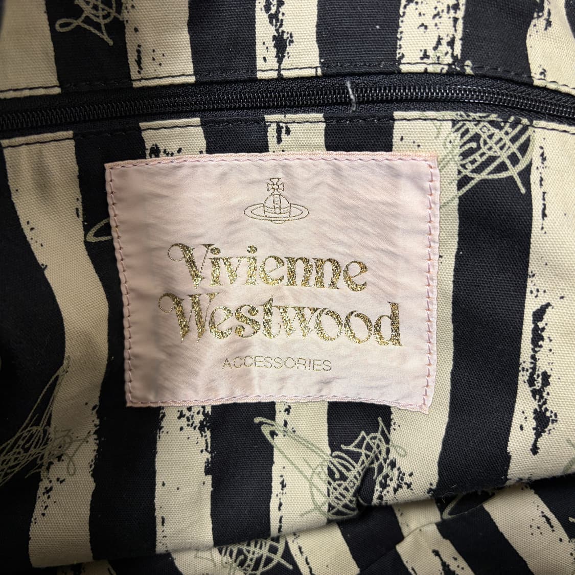 비비안웨스트우드 ORB금장 빅로고 코튼 백팩-블랙 상품이미지8