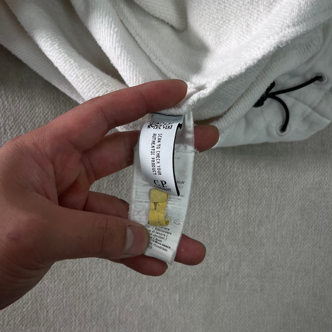 95 CP컴퍼니 렌즈 와펜 화이트 맨투맨 상품이미지7