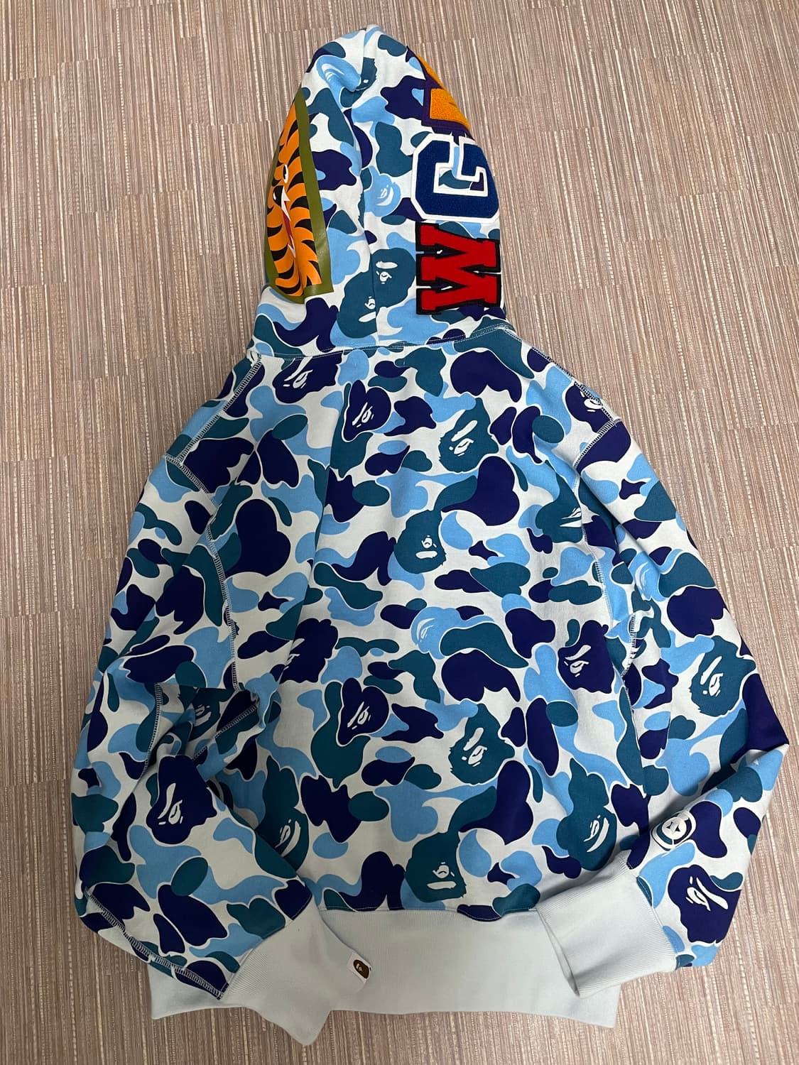 이번주만)여성s 베이프 abc 카모샤크후드집업 청계 bape 미스치프  상품이미지3