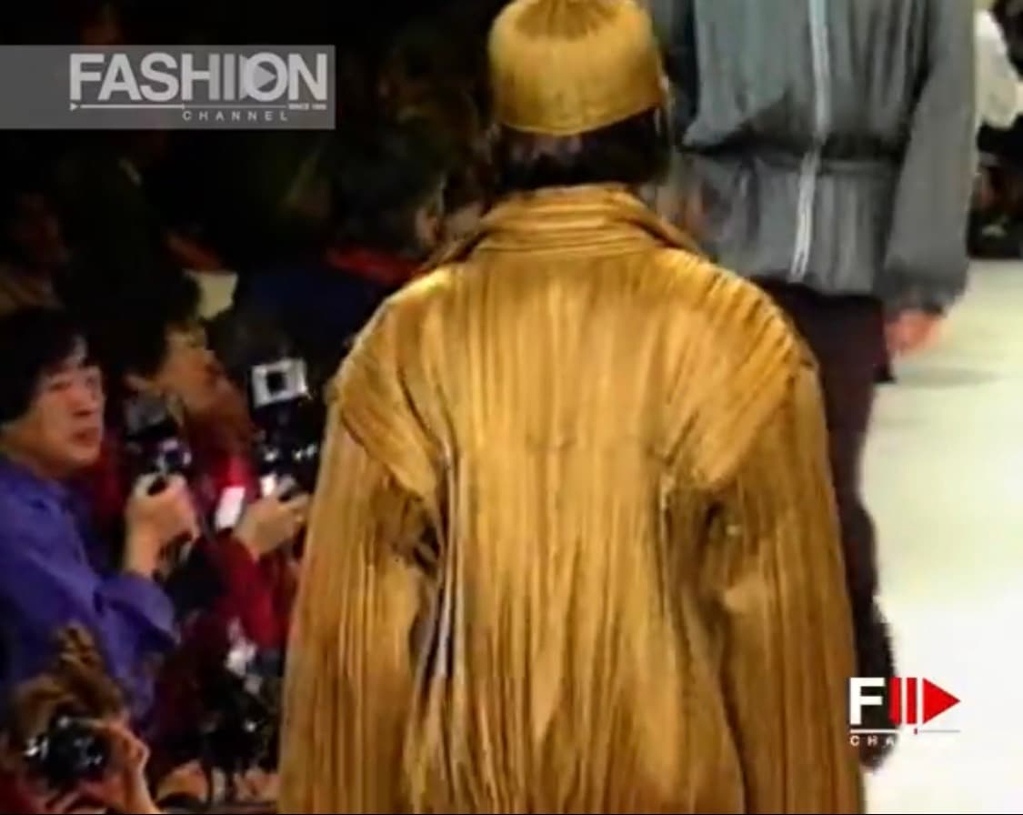 이세이미야케 1993FW 런웨이 아카이브 플리츠 자켓 상품이미지3