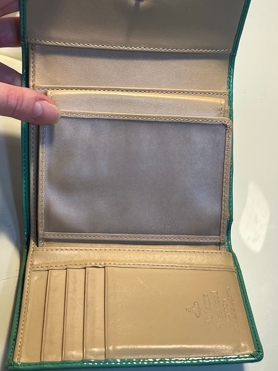 비비안 웨스트우드 민트 반지갑 상품이미지3