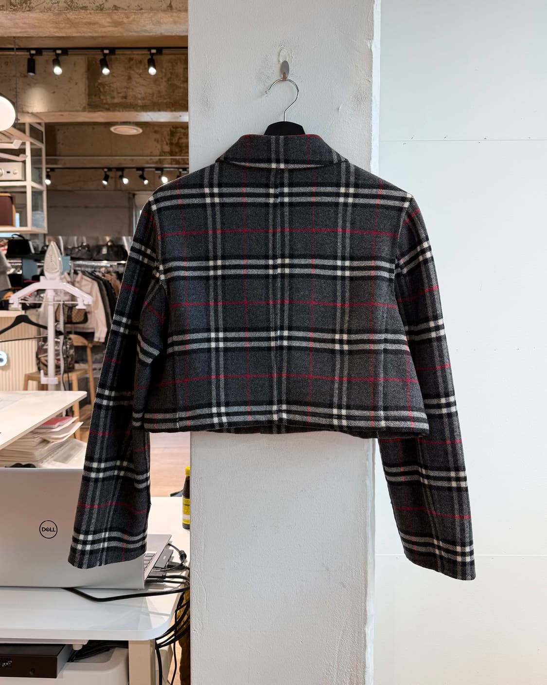 버버리 그레이 노바체크 크롭 자켓  상품이미지7