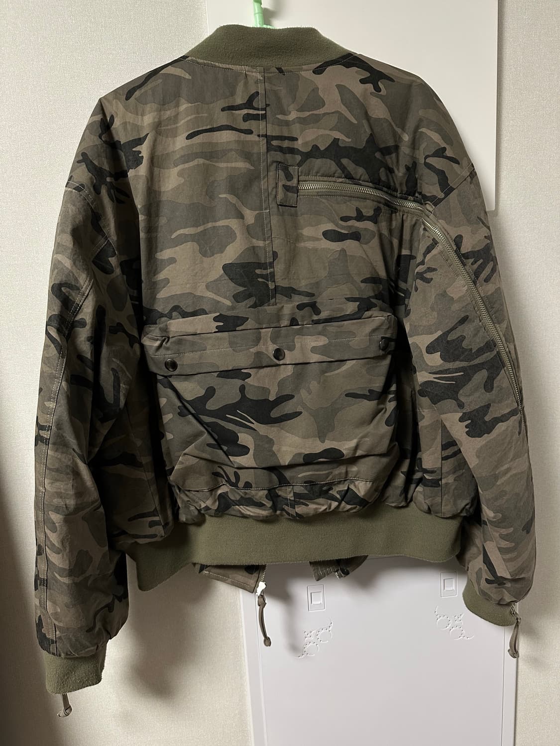 그레일드 멀티 지퍼 봄버 카모 상품이미지3