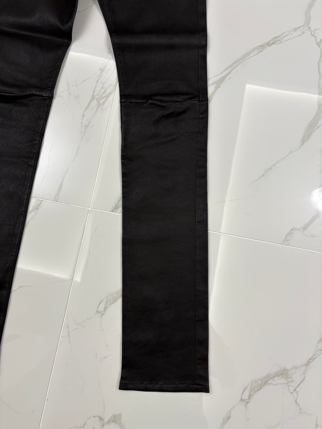 생로랑 13fw 가죽 램스킨 레더팬츠 상품이미지4