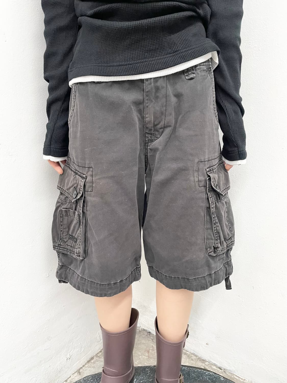 차콜 멀티포켓 카고팬츠 상품이미지2