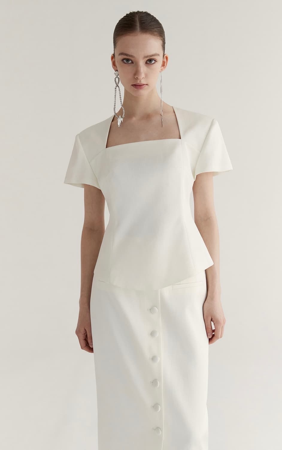 새상품) 드래곤블루스 DRAGONBLUES 스퀘어 넥 새틴 블라우스 S 상품이미지5