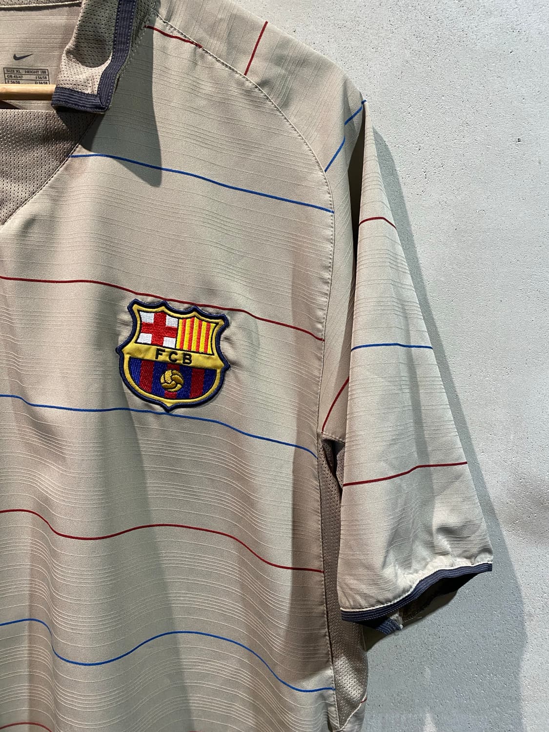 03-04 바르셀로나 호나우지뉴 어웨이 유니폼 상품이미지3