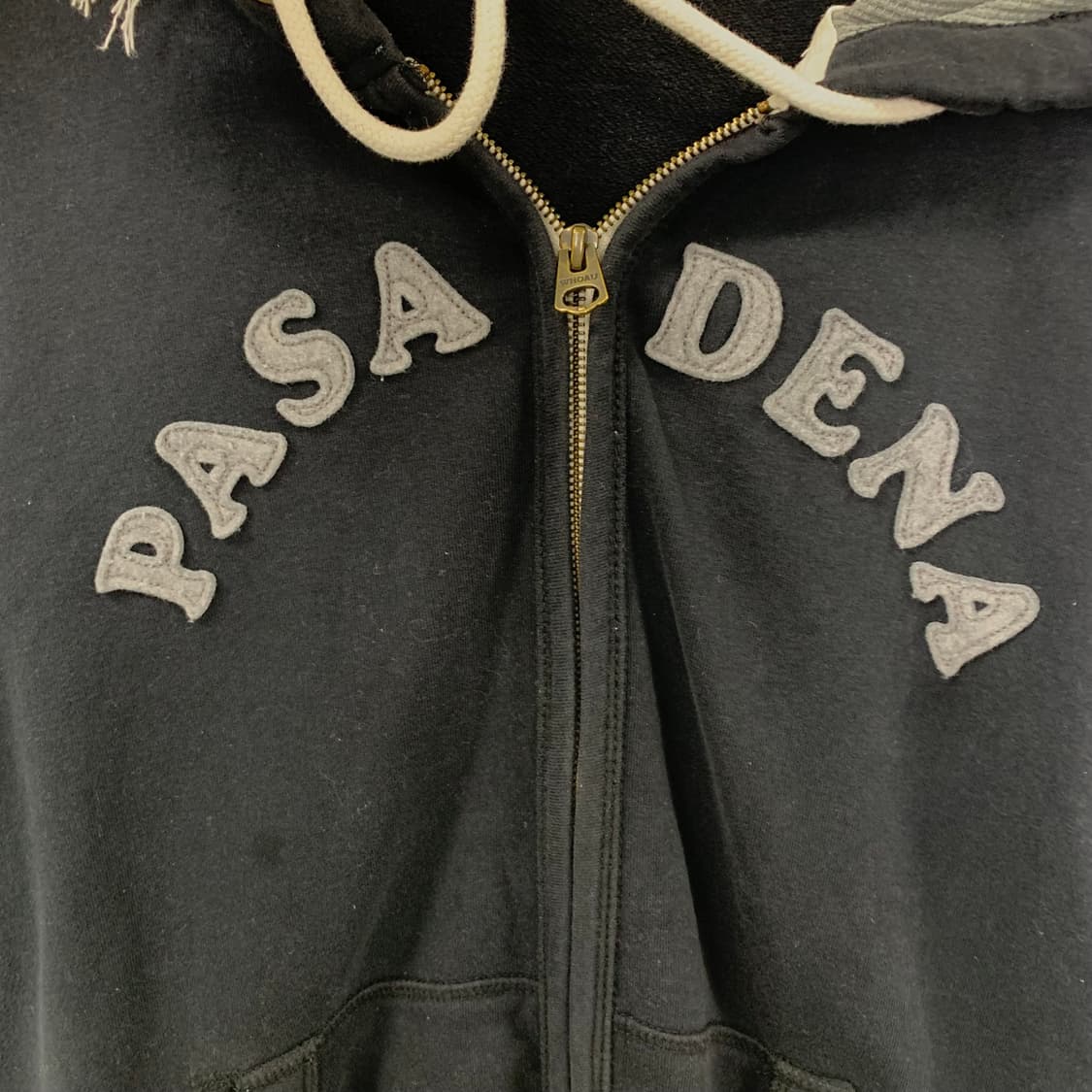 후아유 y2k 와투케 블랙 후드집업 상품이미지4