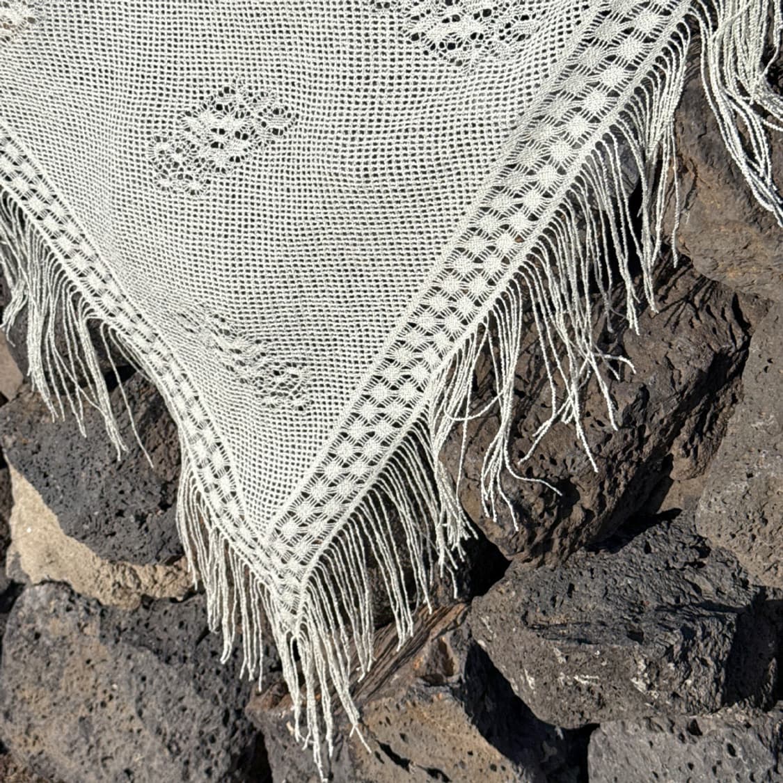 바람결 레이스 트라이앵글 숄 상품이미지10