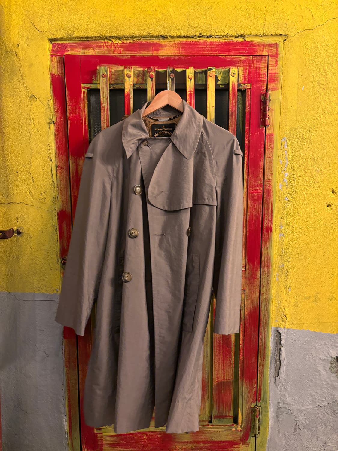 Vivienne Westwood Trench Coat 상품이미지1