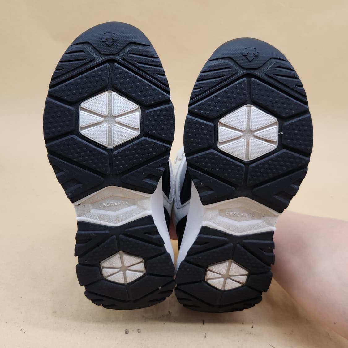 데상트 몬타나 럭스 여성미드 240 상품이미지3