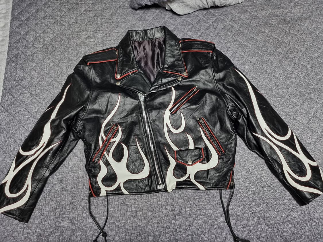 몬타나 스트릿웨어 흑백적 3컬러 독수리 불무늬 가죽자켓 상품이미지1