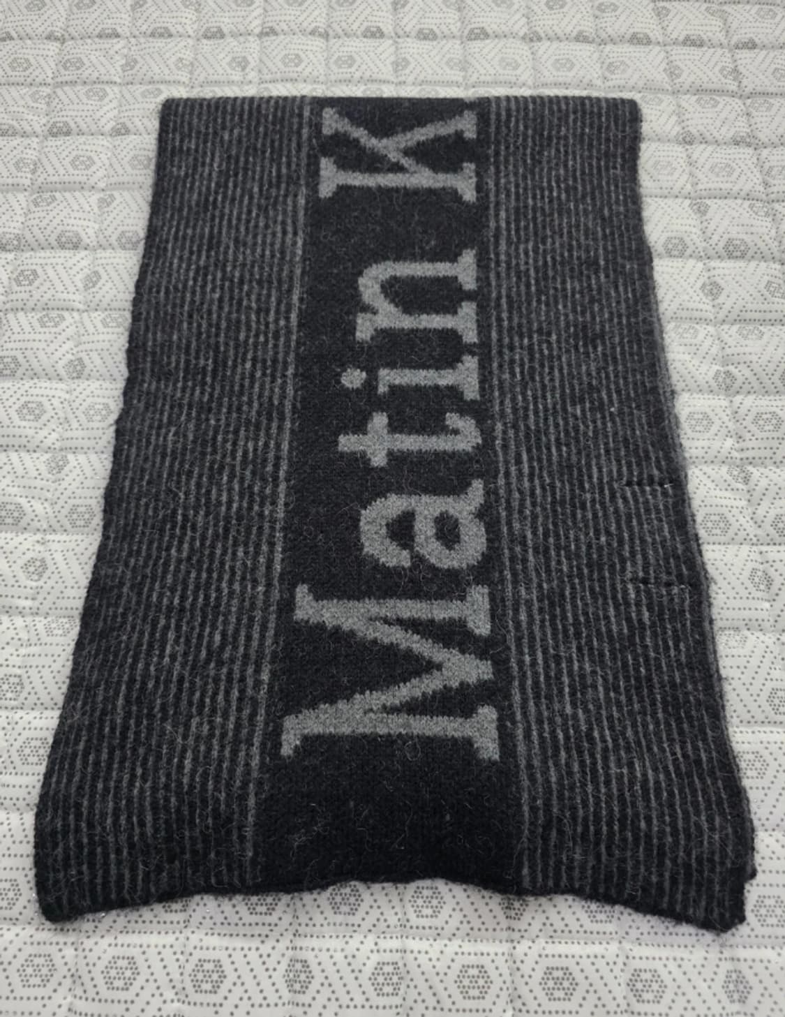 마뗑킴 마땡킴 블랙/회색 머플러 상품이미지3