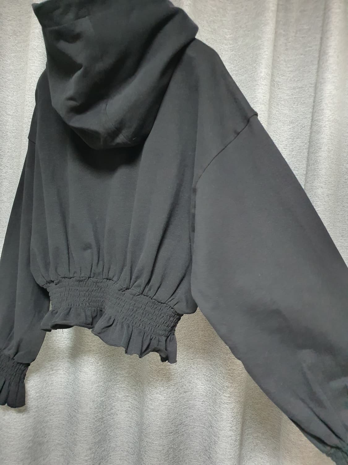 Js newyork 제이에스뉴욕 밴딩 프릴 후드맨투맨 f or s~m 상품이미지4