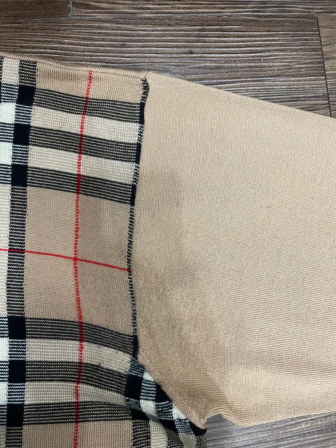 버버리 90s 노바체크 메리노울 카라넥 니트 베이지 상품이미지7