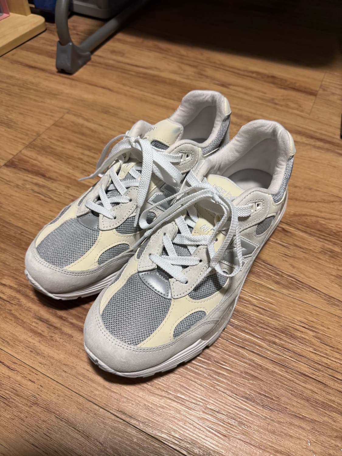 992 화이트 275 상품이미지1