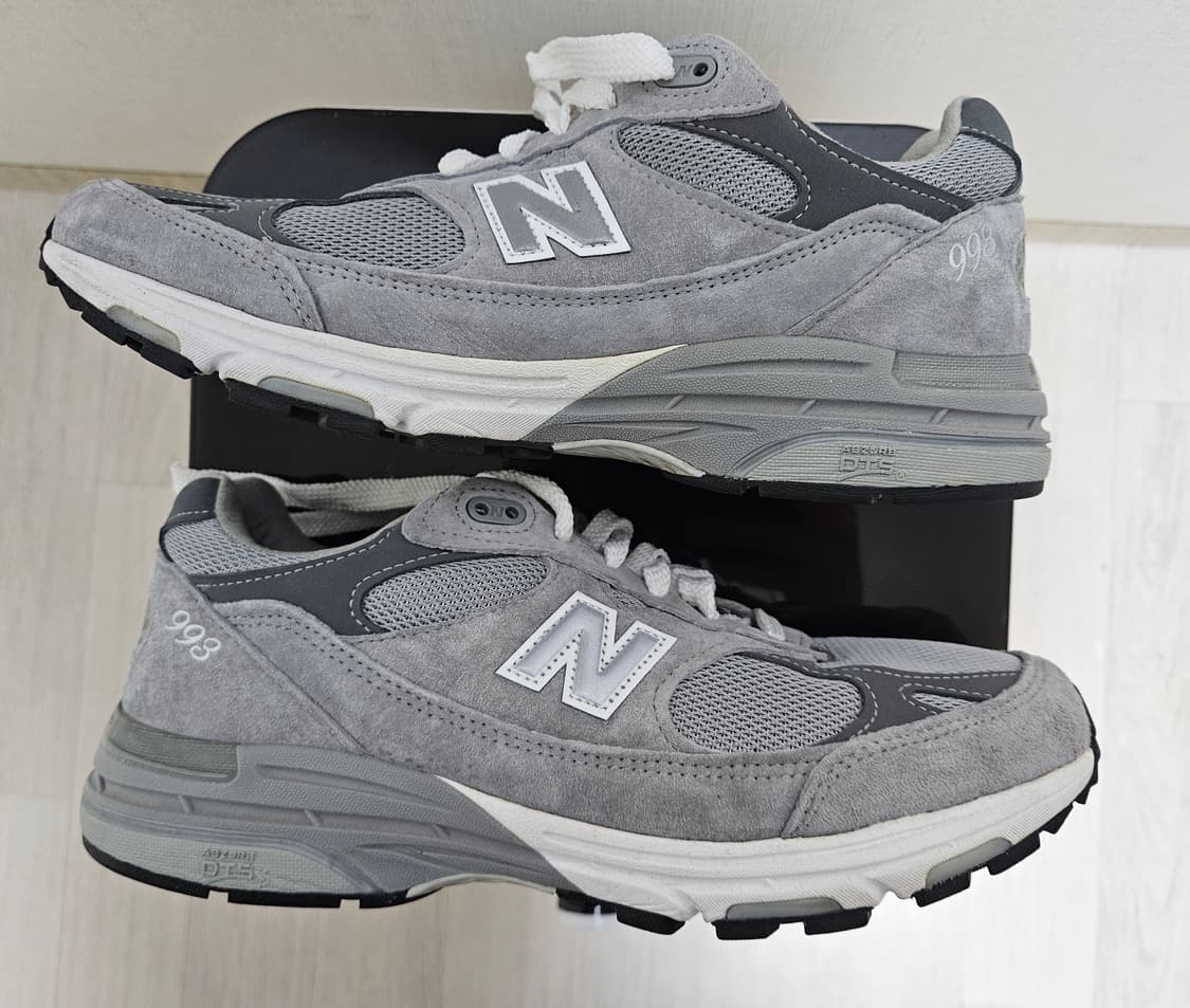 뉴발란스 993 그레이 270D 상품이미지2