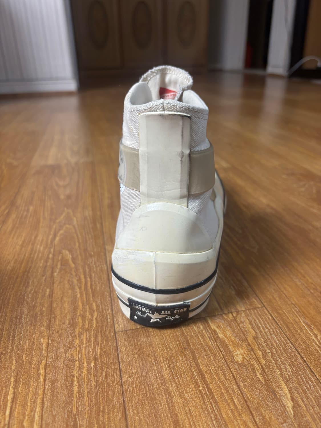 킴존스 x 컨버스  척테일러 하이 270 상품이미지6