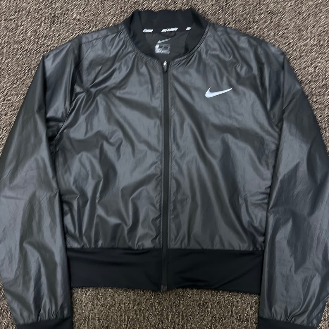 NIKE 나이키 여성 러닝 경량 바람막이 자켓 블랙 XL 상품이미지4