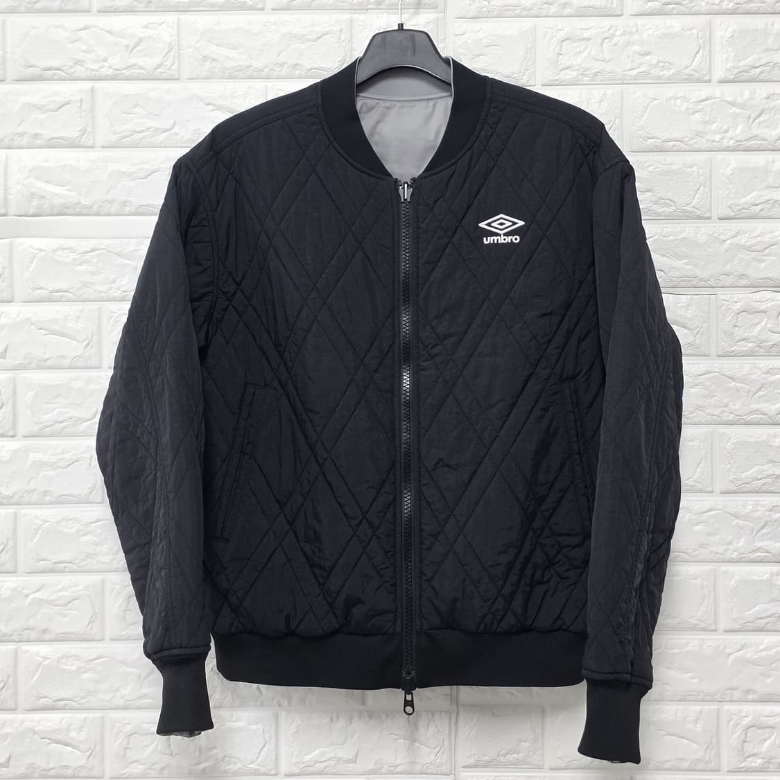 택포) 22s 엄브로 리버시블 퀼팅 봄버 자켓 M 상품이미지1