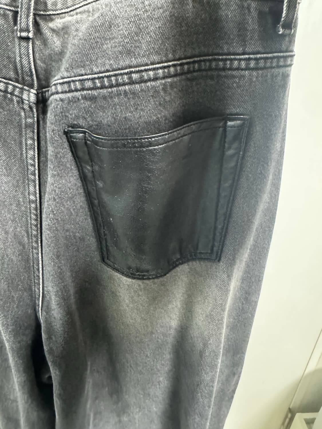 뉴치프시크 워시드 배기 진 머드 상품이미지3