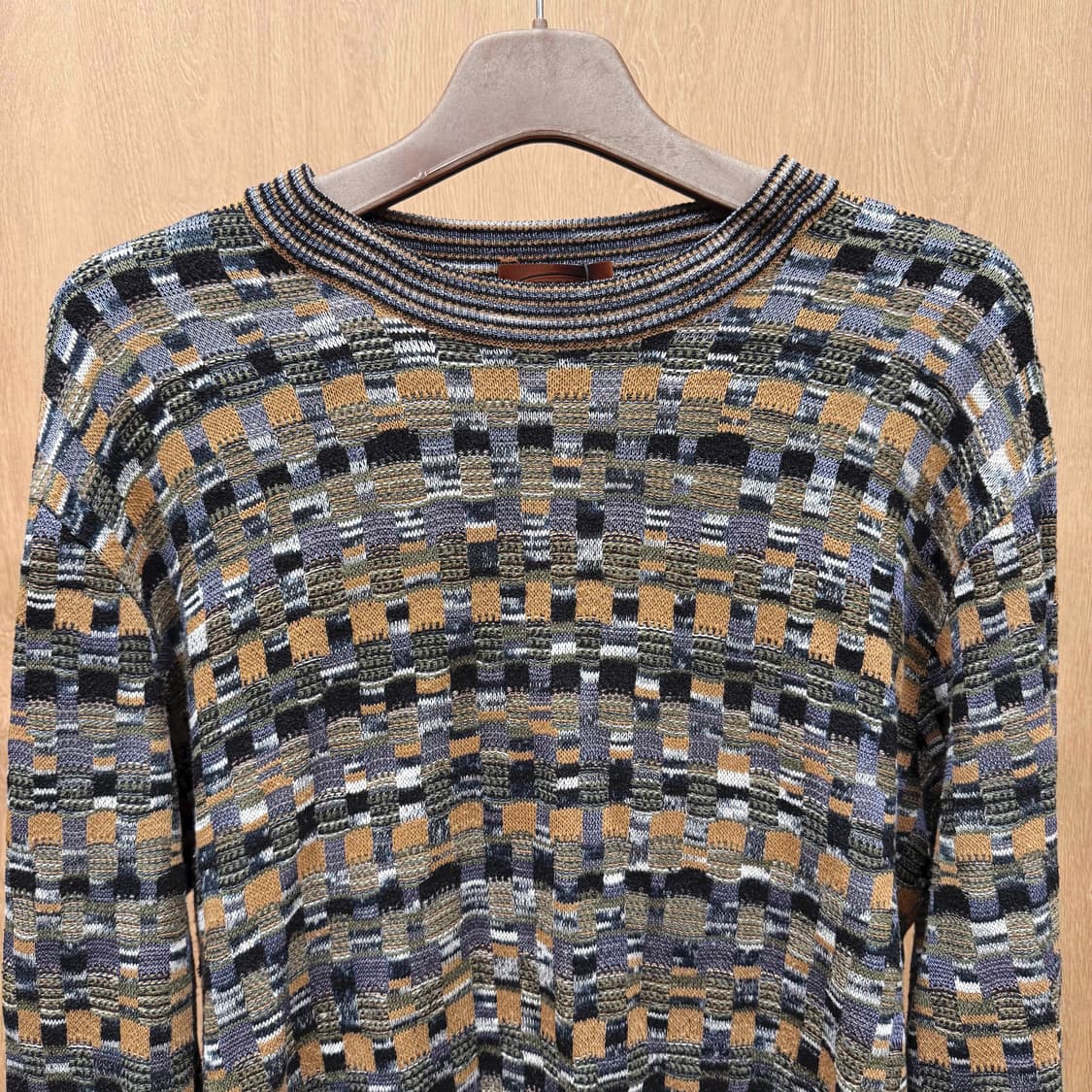 미쏘니 패턴 라운드넥 니트 긴팔 자카드 짜임 루즈핏 멀티컬러 상품이미지4