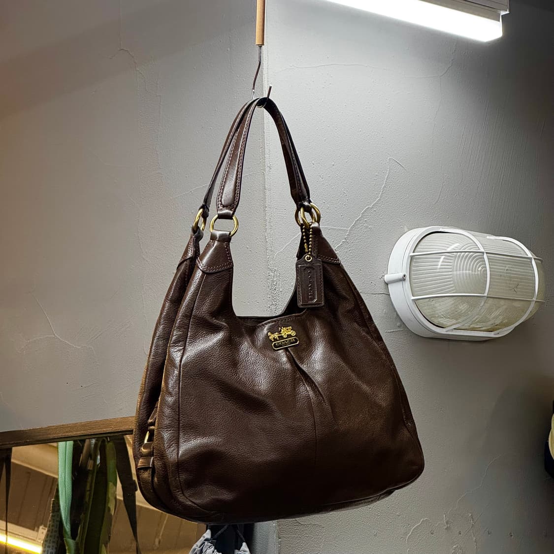 코치 레더 호보백 숄더백 브라운 (OS) y2k 상품이미지1