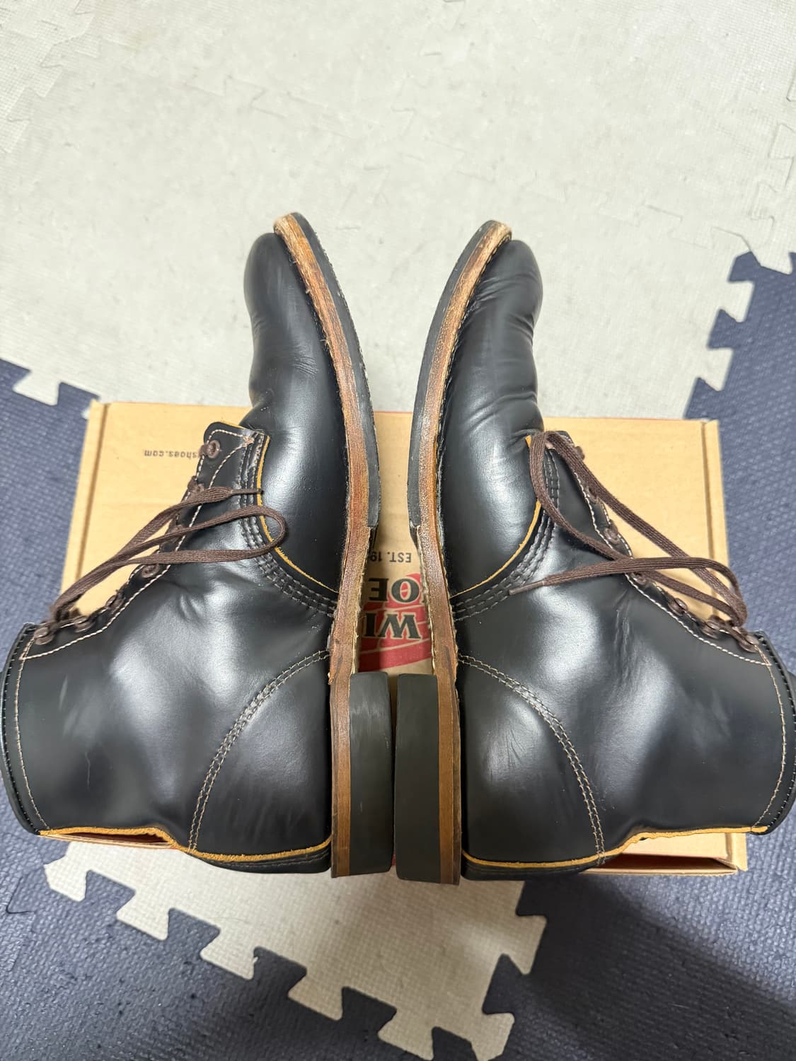 레드윙 벡맨 9060 270사이즈 판매합니다. 상품이미지6