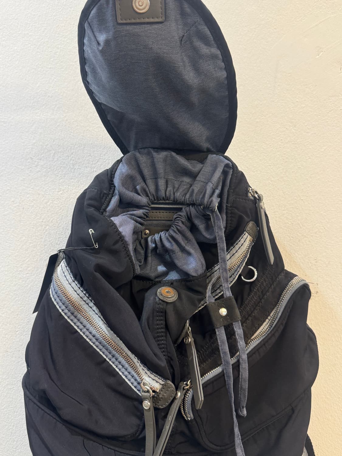 Diesel Multi-Pocket Nylon Backpack 상품이미지3