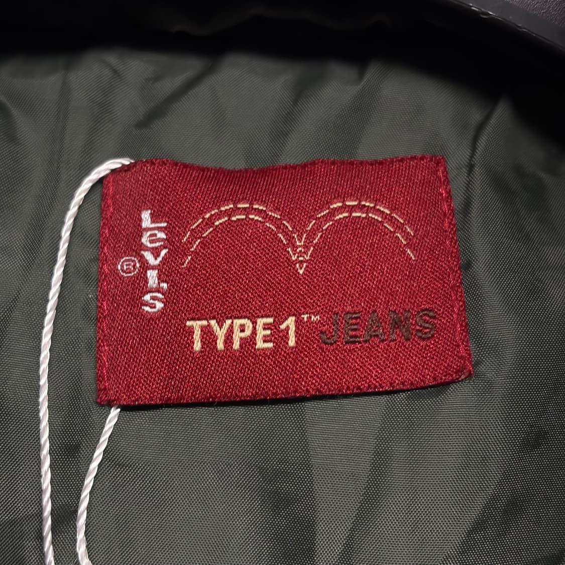 리바이스 타입원 다운 베스트 상품이미지8