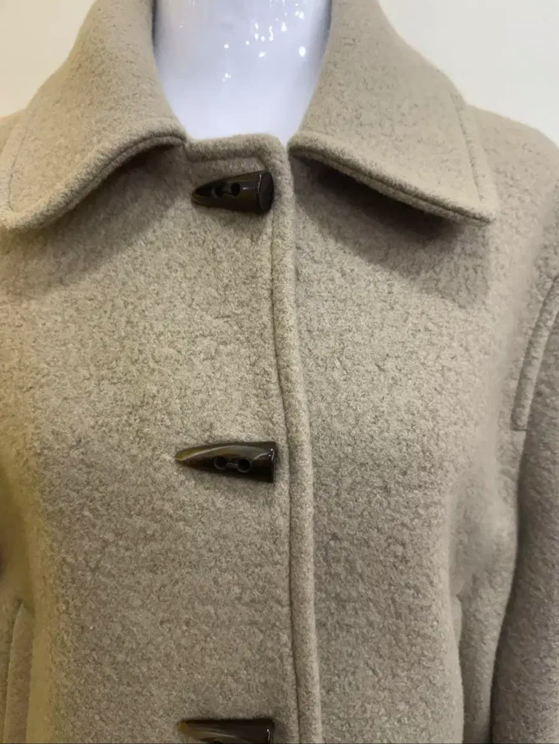 URAGO 유라고 21년 울70 부클 숏코트 상품이미지3