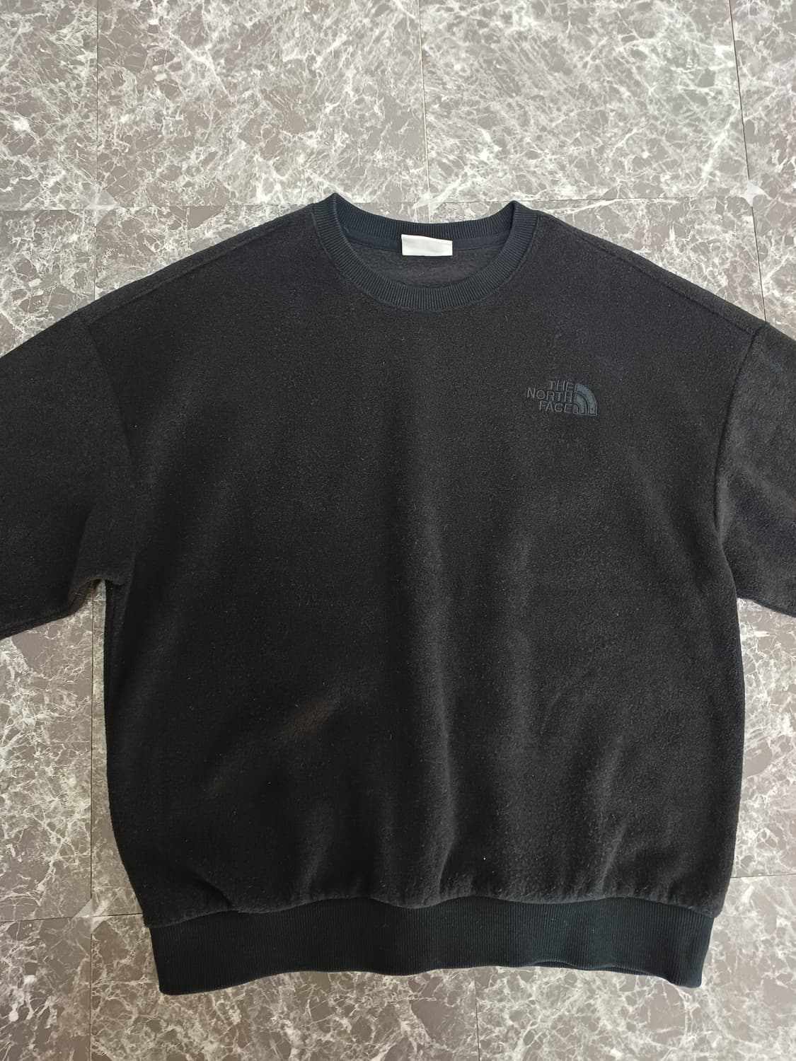 The North Face 블랙 맨투맨 (95사이즈 / 165~175)
 상품이미지1