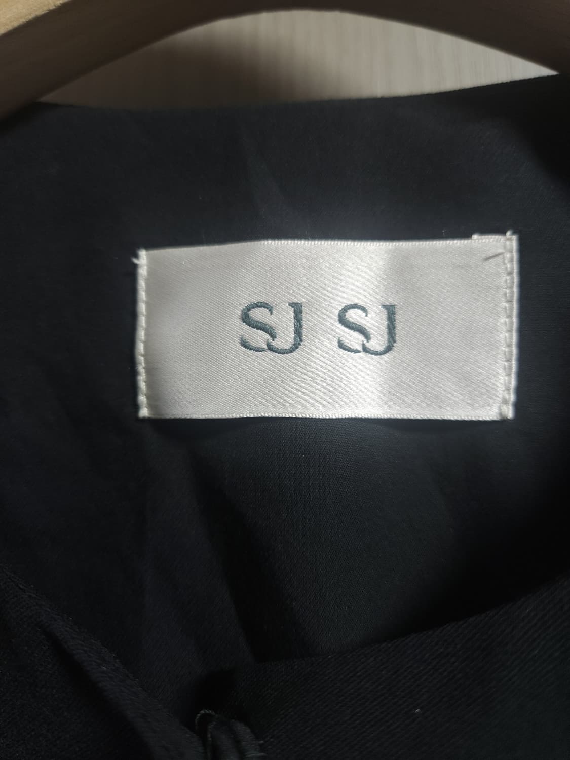 한섬 SJSJ 금장 얇은자켓, 82-94-160 상품이미지2