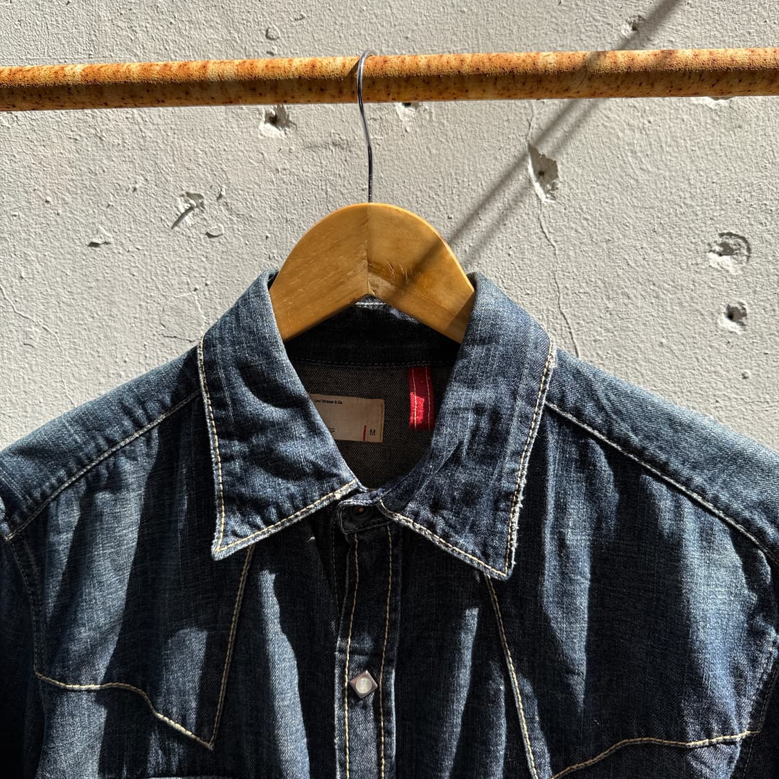 리바이스 레드룹 데님셔츠 상품이미지3